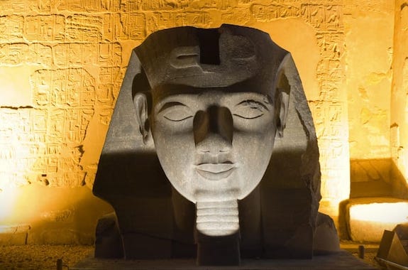 Where to travel in Luxor Egypt DT 8177664