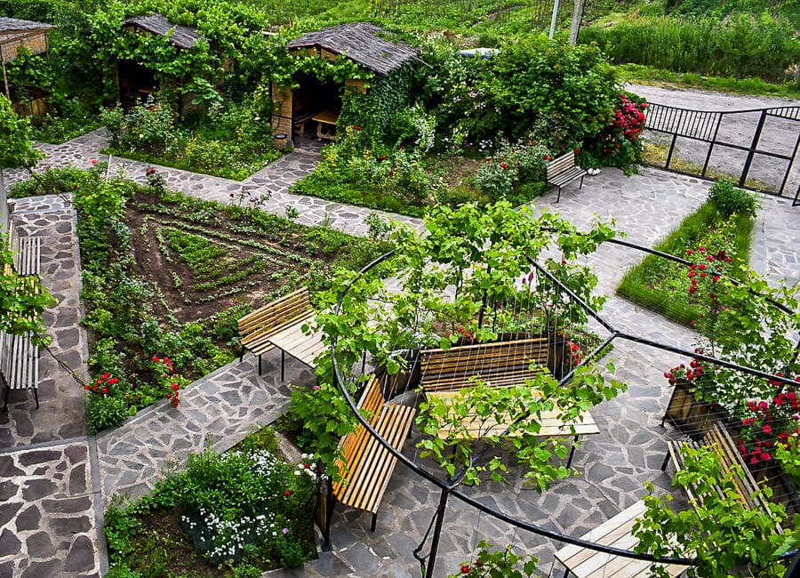 Mina Hotel, Goris, Armenia - Garden