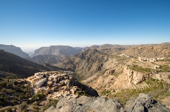 Where to travel Jabal Akhdar in Oman (Al Hajar Mountains Diana Viewpoint) DT 106960716