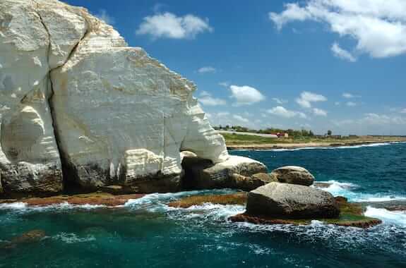 Where to travel in Akko and Israel's North Coast (Rosh HaNikra cape) Israel DT 21419807
