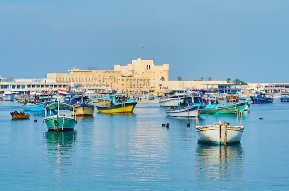 Where to travel in Egypt - Alexandria DT 108851524