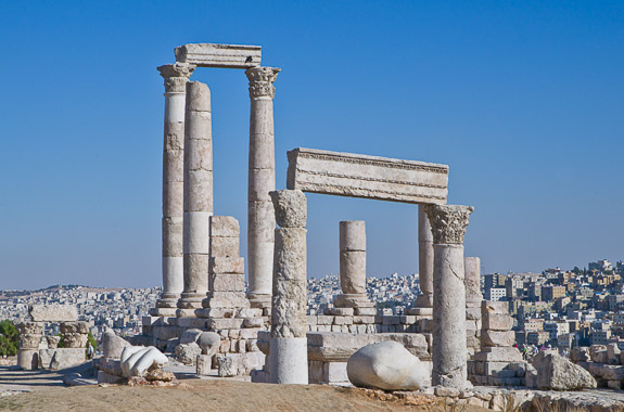 Where to travel in Jordan - Amman DT 22847349