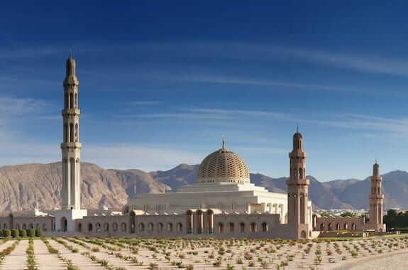 Where to travel in Oman - Muscat (Sultan Qaboos Grand Mosque) DT 32417196