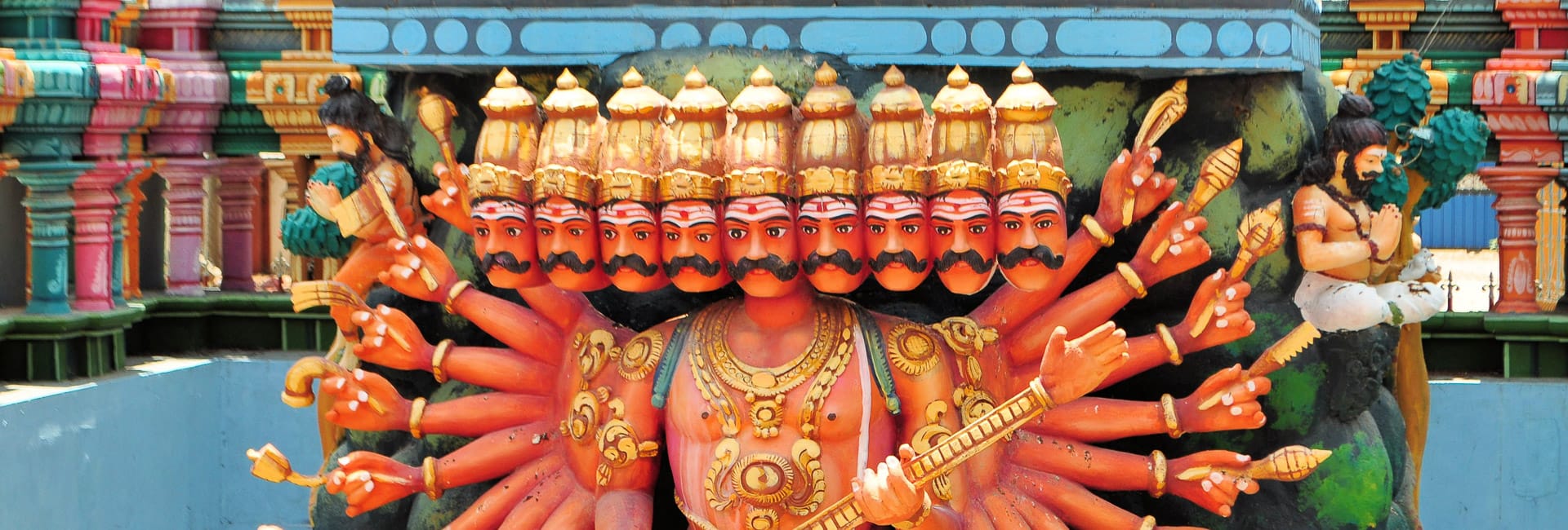 Where to travel on the Jaffna Peninsula in Sri Lanka (Nainativu Island Nagapooshani Amman Kovil temple) DT 50846435