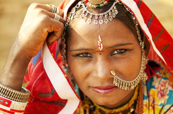 Where to stay in Rural Rajasthan (Jaisalmer tribal woman) India DT 25179968