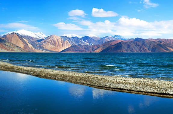 Where to travel in Ladakh - the Great Himalayan Lakes (Pangong Lake) India DT 47655598