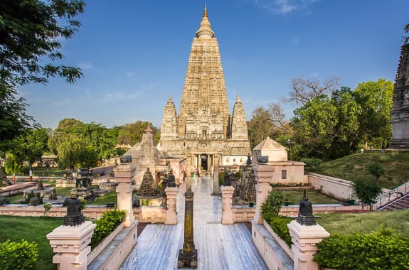 Where to travel in North India - Bodh Gaya (Mahabodhi Temple) India DT 69358027