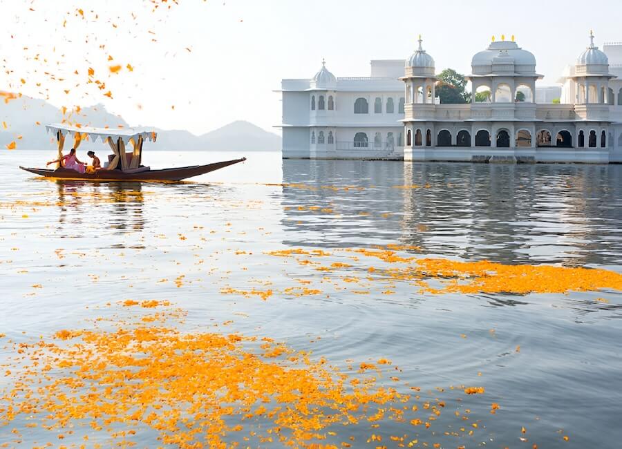 Where to travel in Udaipur (Taj Lake Palace) India
