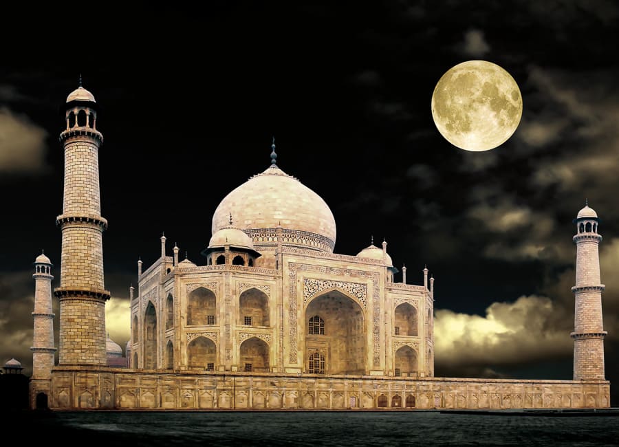 Agra (Taj Mahal. moonlight) India DT 9951122