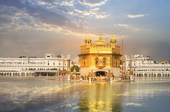 Amritsar (Golden Temple) India DT 3881849