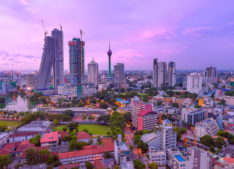 Colombo (skyline) Sri Lanka DT 128325248
