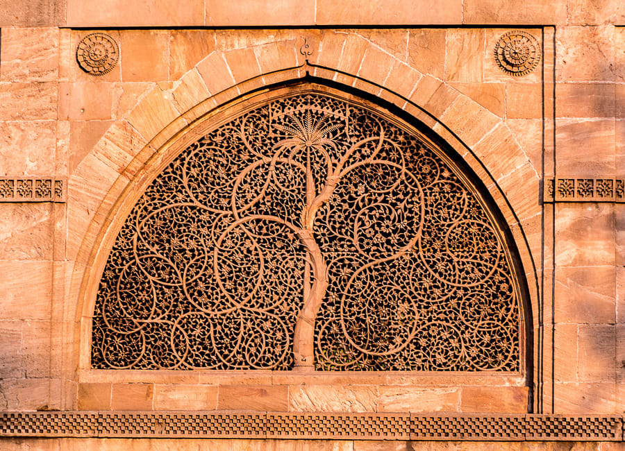 Gujarat (Ahmedabad.Sidi Saiyyed Mosque) India DT 43270830