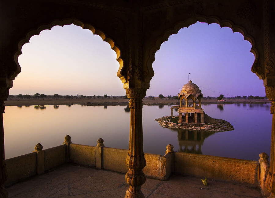 Jaisalmer (Gadi Sagar (Gadisar) Lake) India DT 39186342