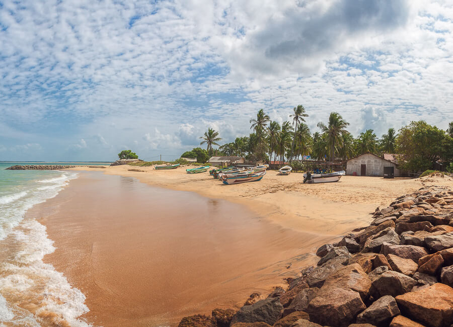 Kalpitiya Sri Lanka DT 70816984