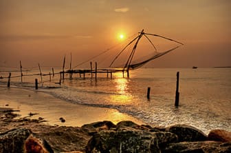 Kerala (Cochin. Chinese Fishing Nets) India DT 9218454