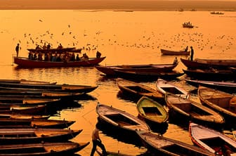 Varanasi (River Ganges) India DT 17663575