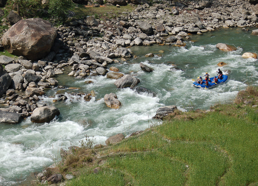 a. general (river. rapids. rafting) Nepal DT 98885188
