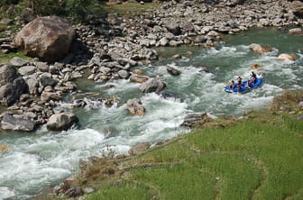 a. general (river. rapids. rafting) Nepal DT 98885188