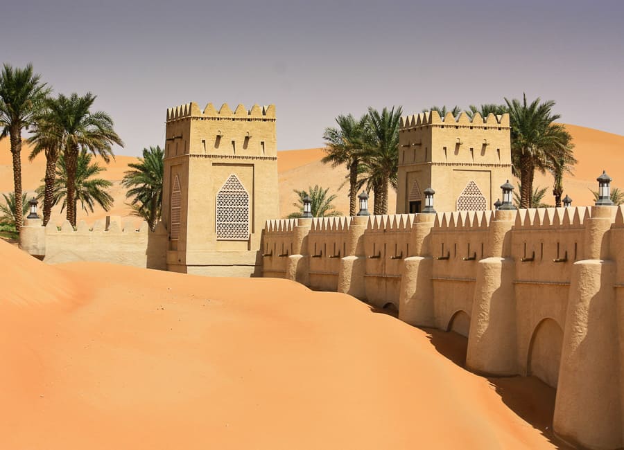 Abu Dhabi (Liwa Oasis. Qasr Al Sarab) UAE DT 34894517