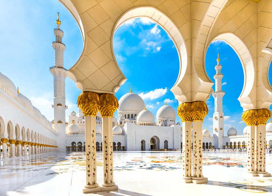 Abu Dhabi (Sheikh Zayed Grand Mosque) UAE DT 38853830