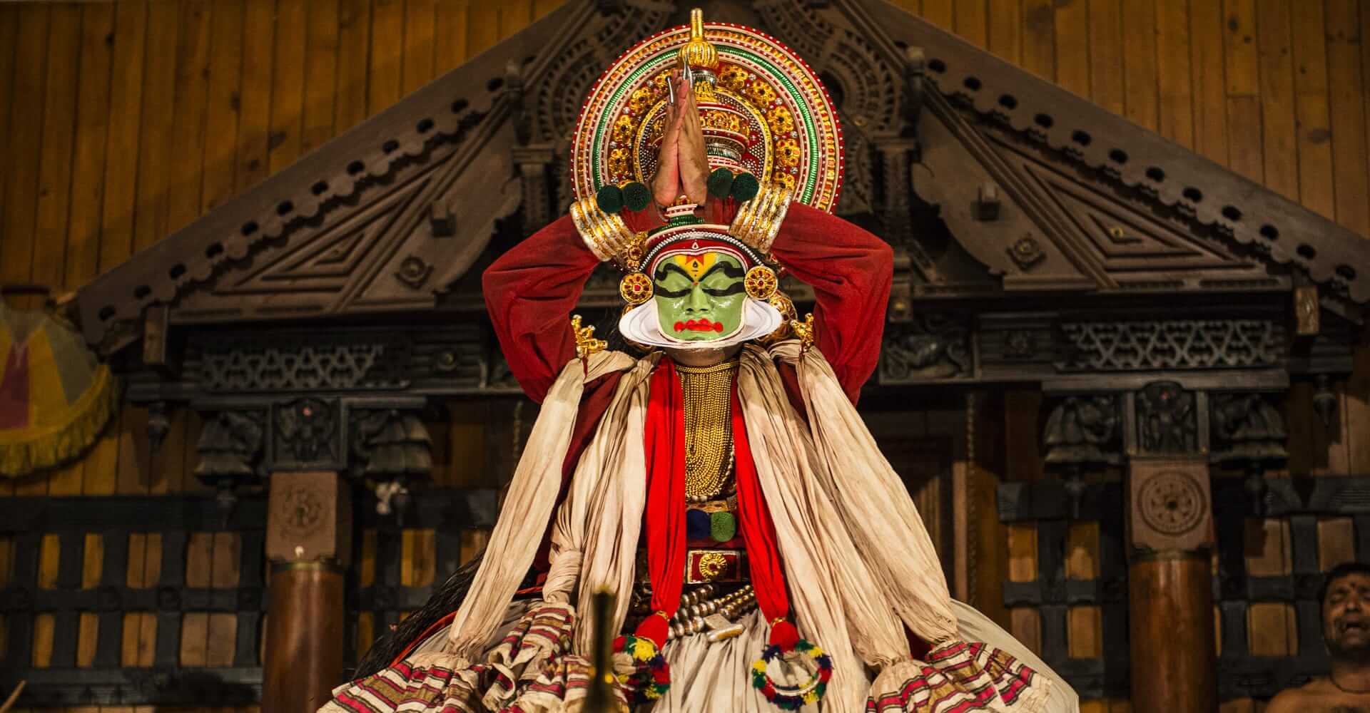 Discover Kerala and South India (Cochin. Kathakali actor) India DT 65042015