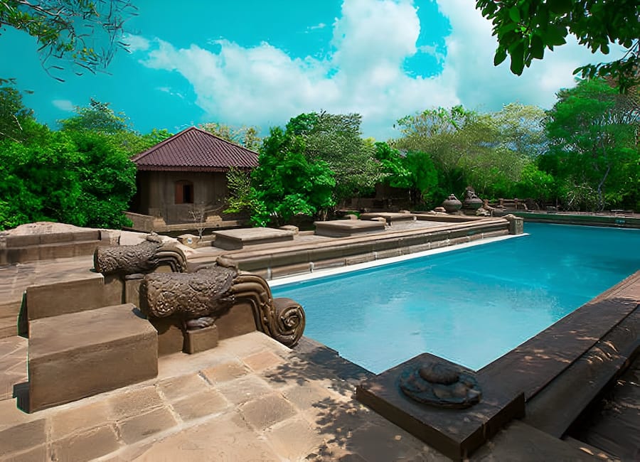 Forest Rock Garden Anuradhapura Cultural Triangle Sri Lanka (Swimming pool)