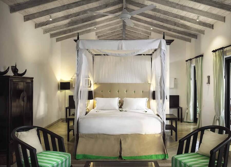 Kahanda Kanda near Galle Sri Lanka bedroom