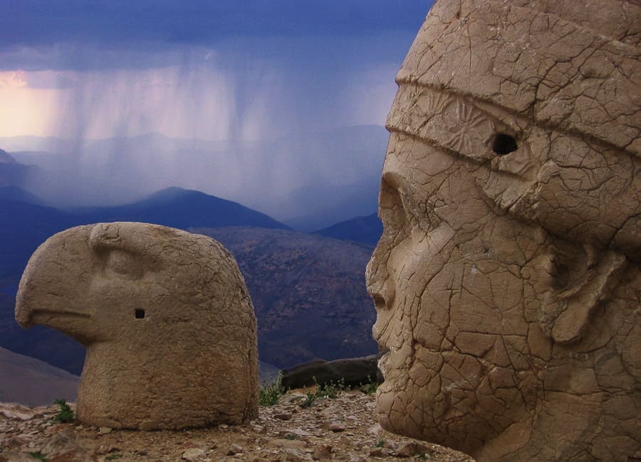 Mount Nemrut (Persian eagle. Apollo) Turkey DT 948823
