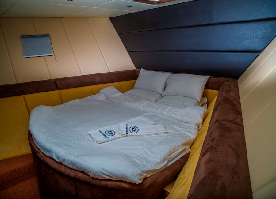 Rubba Luxury Musandam Dhow Cruise Oman