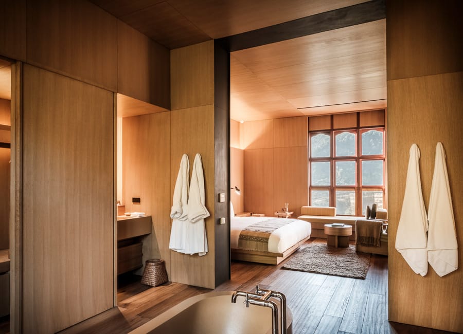 Amankora Punakha Lodge Bhutan (Mo Chhu Suite Bedroom)