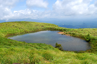 Kerala (Wayanad. Chembra Peak Lake) India DT 75237862