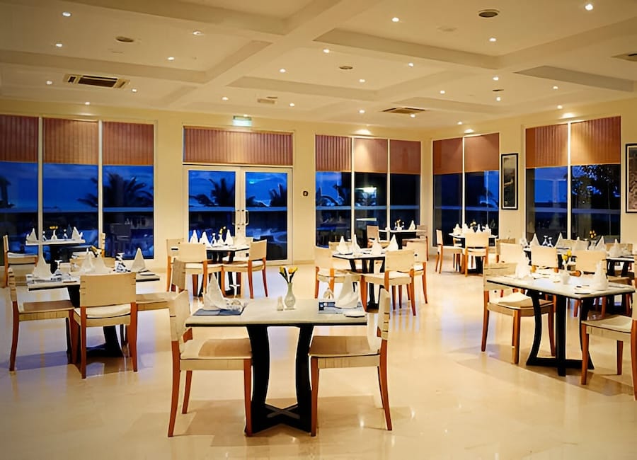 Masirah Island Resort Oman (Dhow Restaurant)
