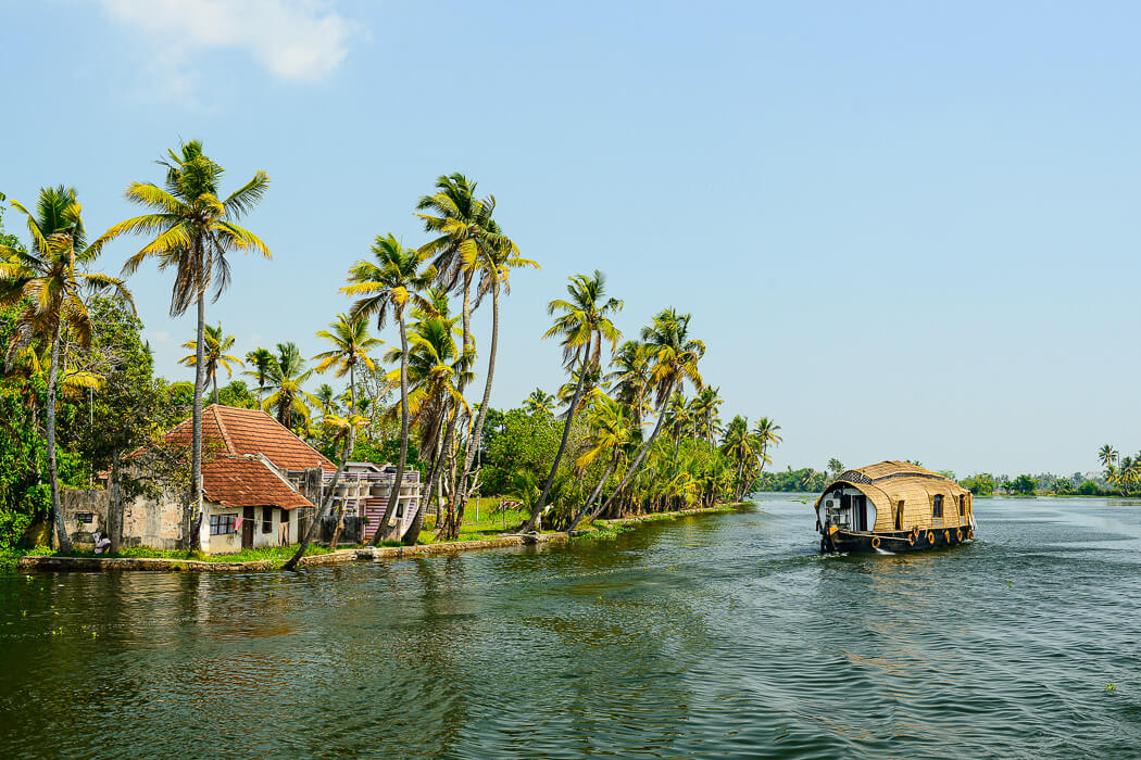 Unmissable Sights and Experiences South India - Kerala backwaters cruise DT 60396699
