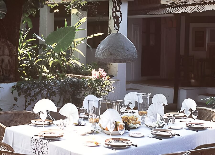 Ahilya Fort Maheshwar India (outdoor dining) 1