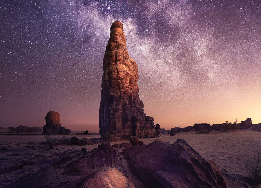 Al Ula (Stargazing at Gharameel Rocks) Saudi Arabia © Saudi Tourism Authority_