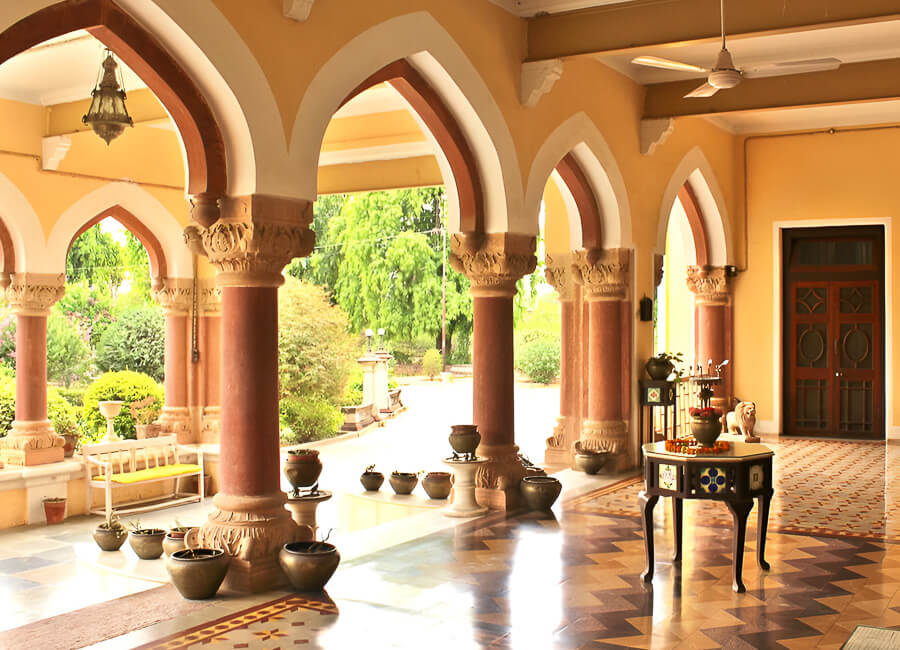 Bhanwar Vilas Palace Karauli Rajasthan India (entrance)