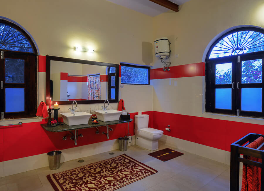 Chambal Safari Lodge Chambal Valley India (Bougan Serai - Surkhab Bathroom)