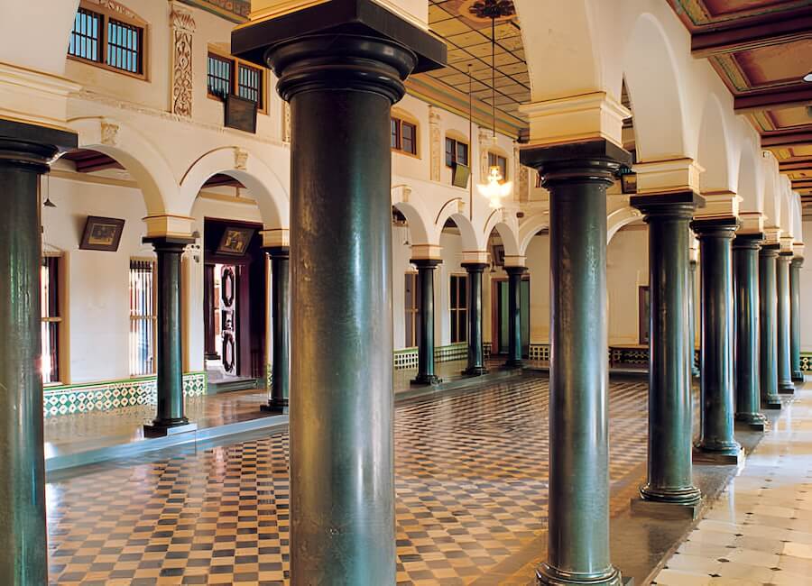 Chettinadu Mansion Chettinad Tamil Nadu India (Courtyard)