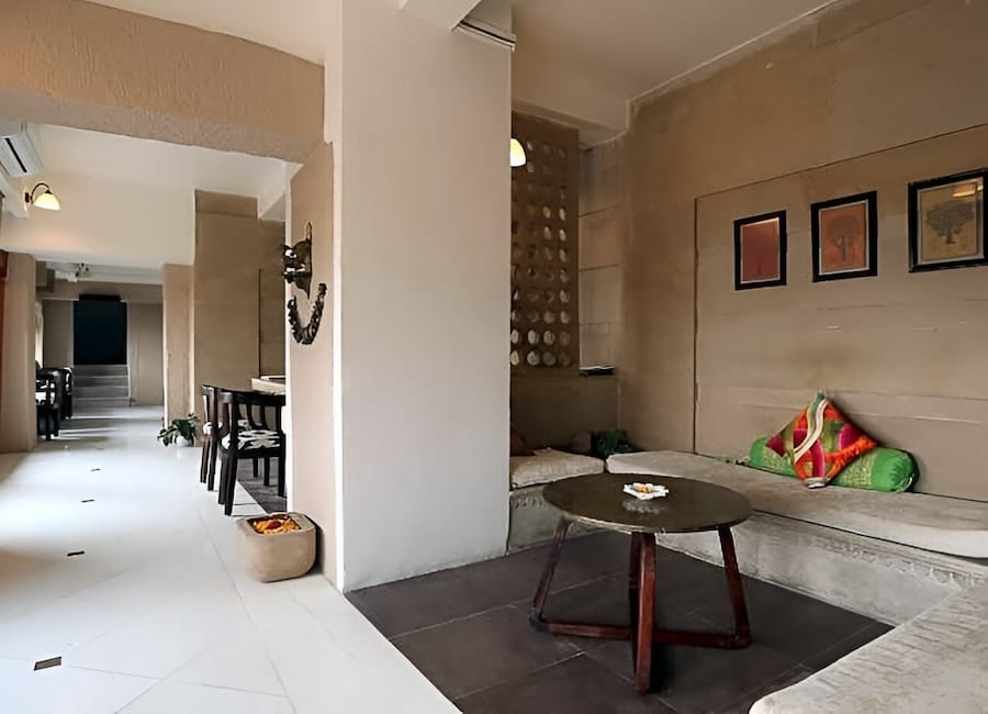 Guleria Kothi Varanasi India (reception area)