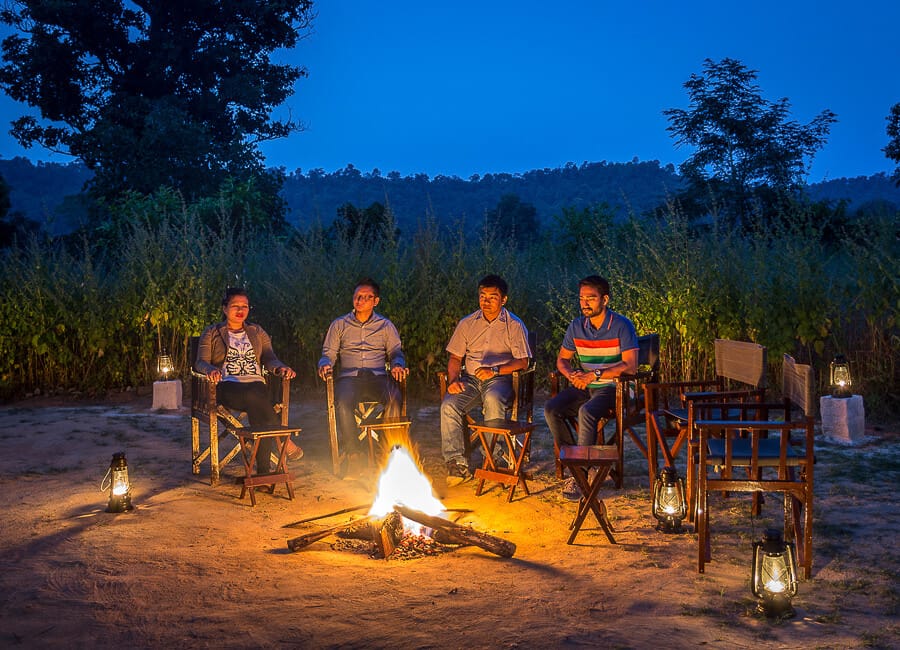 Kings Lodge Bandhavgarh National Park India (Camp fire) 4