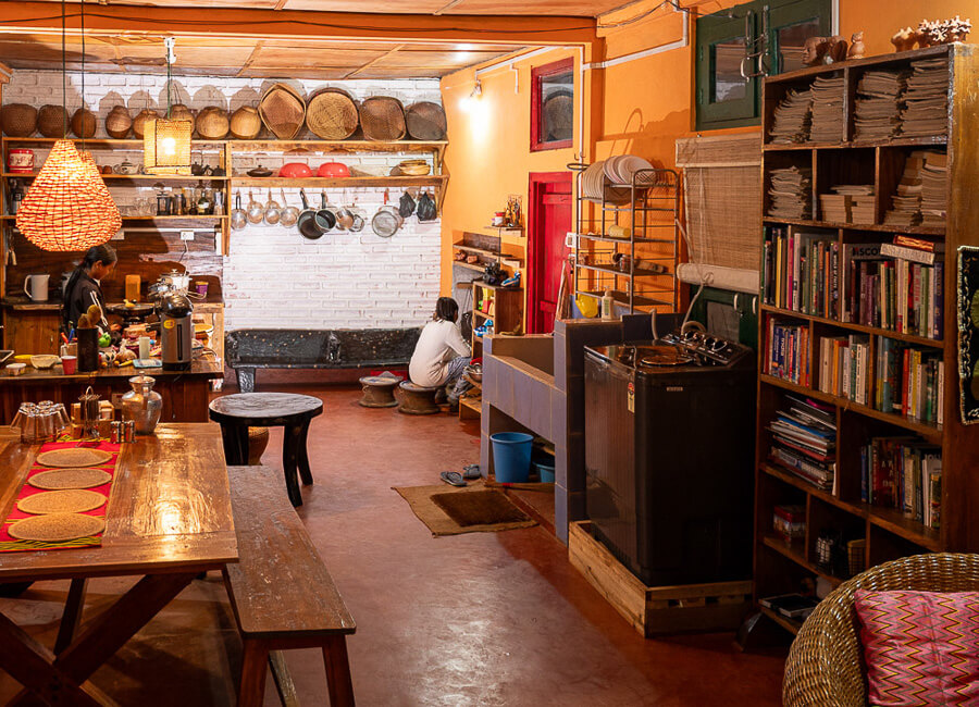 Konyak Tea Retreat Shiyong Village Nagaland India (Farmhouse Kitchen dining room)