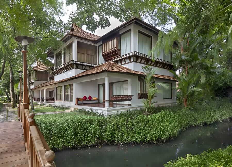 Kumarakom Lake Resort Kumarakom Kerala India (Luxury Pavilion Rooms) 1