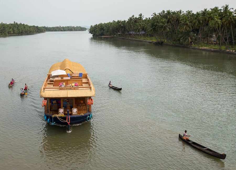 Lotus Houseboat North Kerala Backwater cruise India (Boat) 2