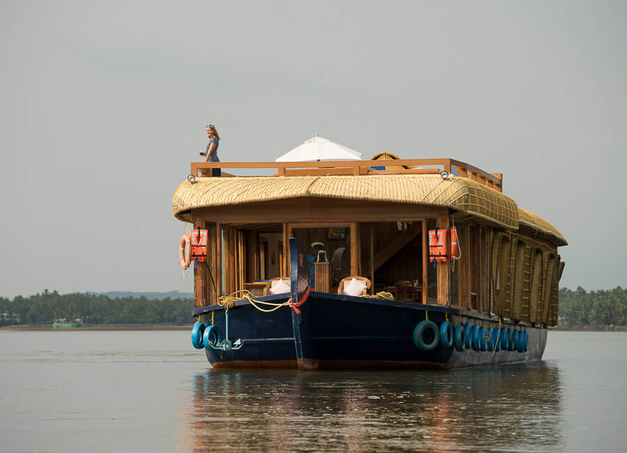 Lotus Houseboat North Kerala Backwater cruise India (boat)