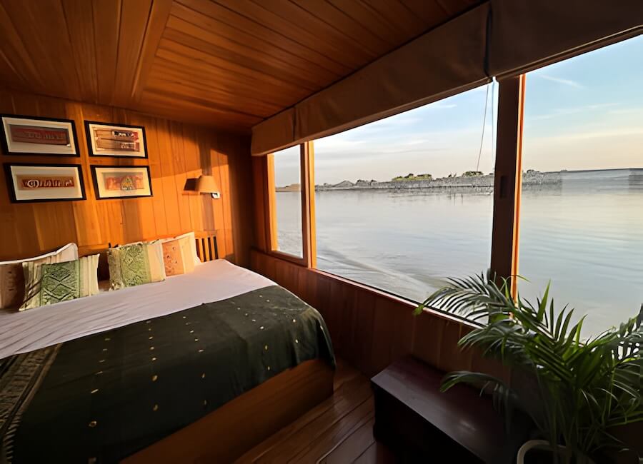 M V Rudra Singha Assam India (cabin) 1