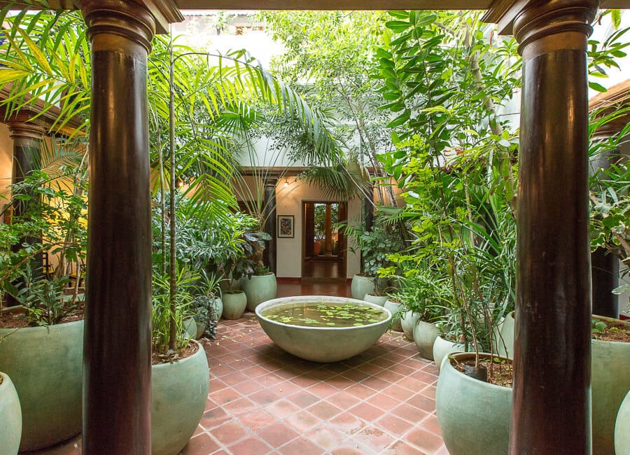 Maison Perumal Pondicherry India (Courtyard)