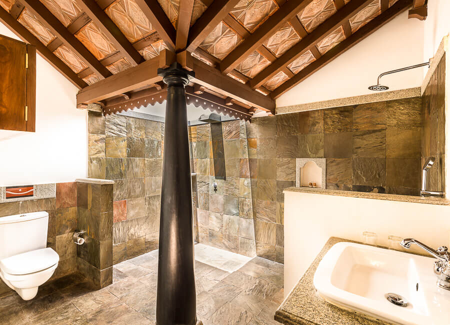 Mantra Koodam Kumbakonam India (Bathroom)