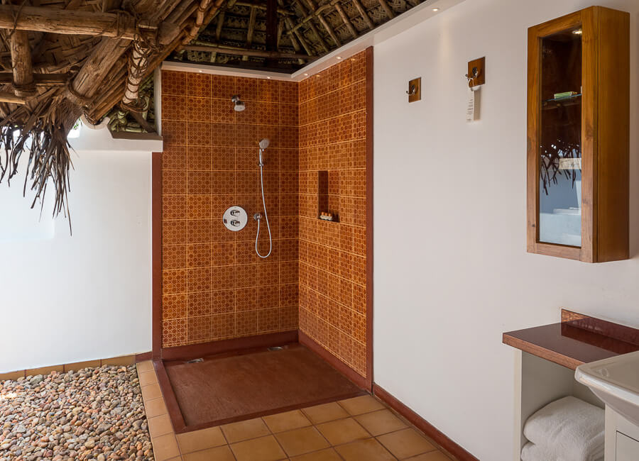 Marari Beach Resort Kumarakom India (Bathroom)