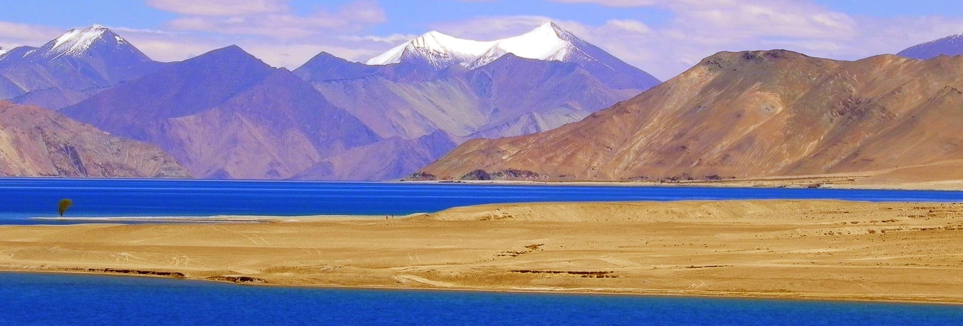 Pangong Sarai Pangong Tso Ladakh India banner image DT 16671573