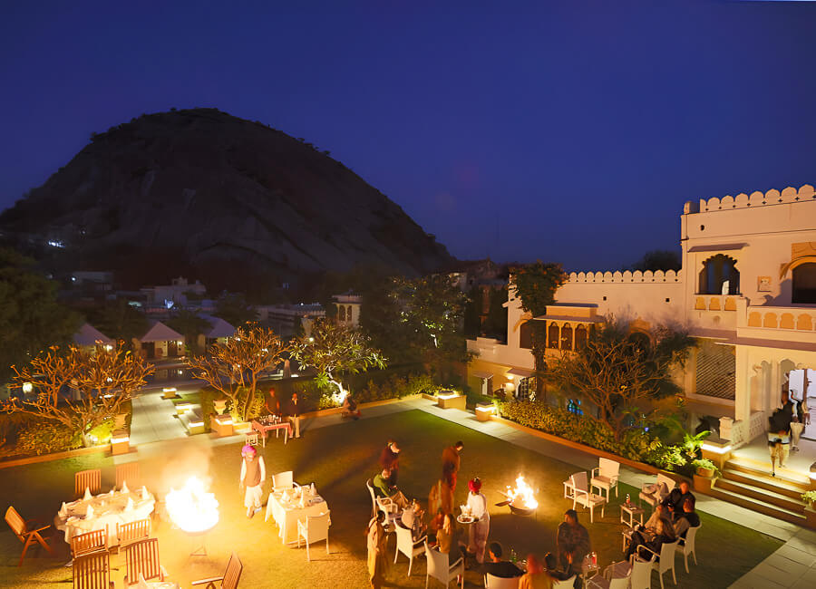 Rawla Narlai Kumbhalgarh Rajasthan India (garden)